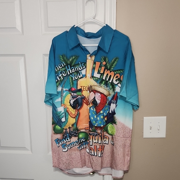 Blue and Green Button Down Shirt with Graphic Design - Picture 1 of 3